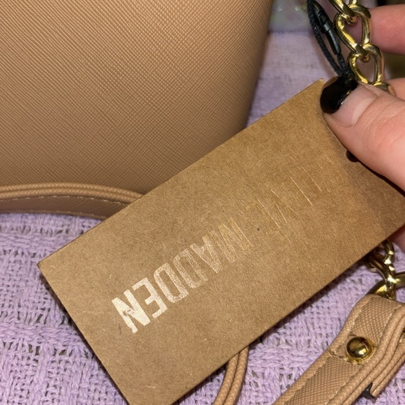 Steve Madden B Maggie Dome Crossbody Bag in Camel, New With Tags - Picture 6 of 11